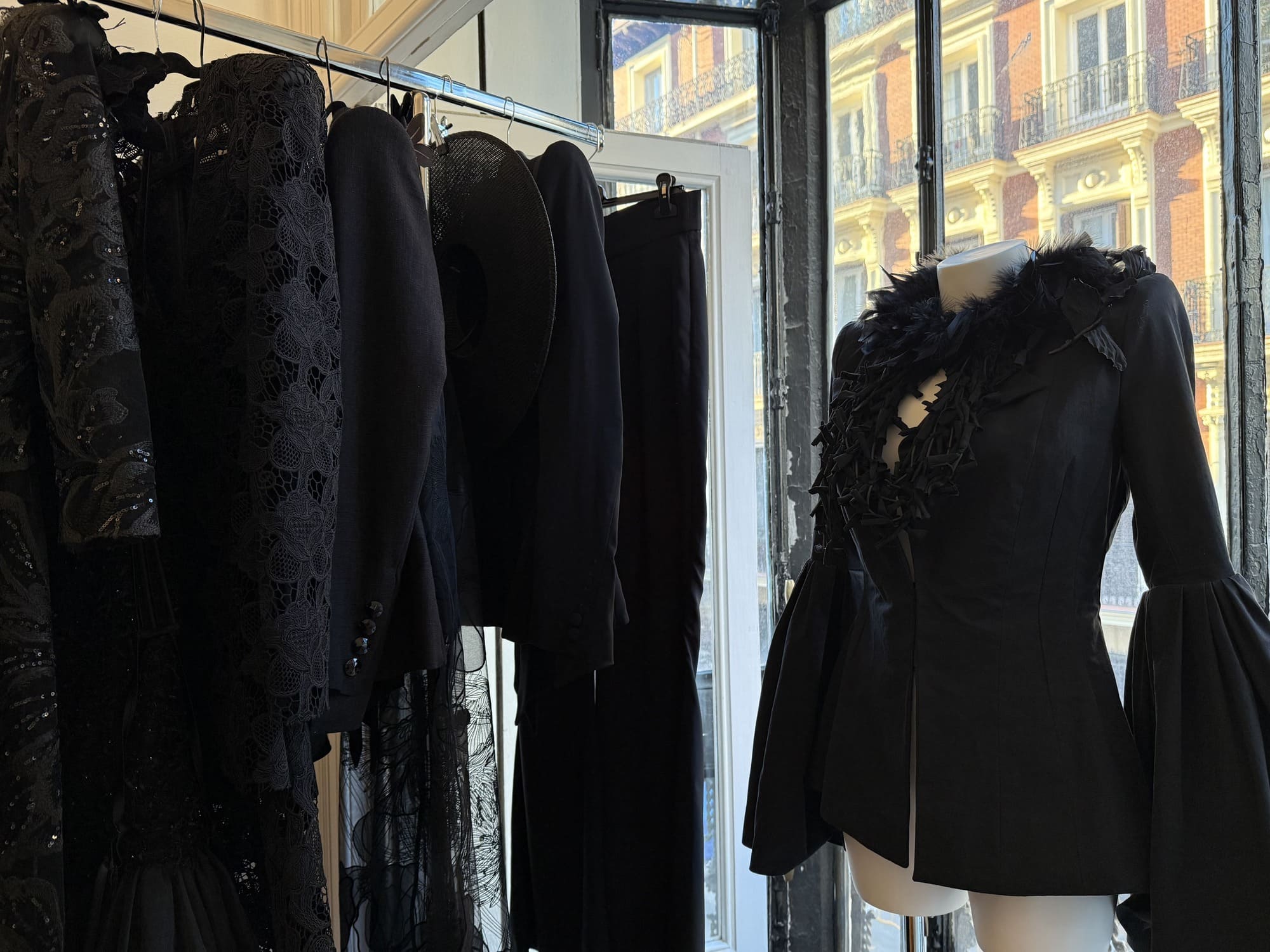 Interior of Malne's atelier with luxury pieces and personalised attention.