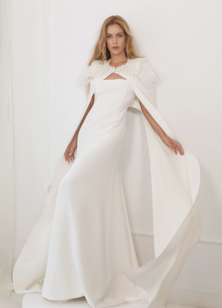 mujer con vestido de novia